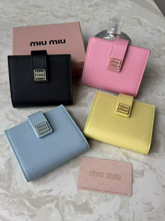 Picture of Miu Miu Wallets _SKUfw207741296fw